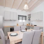 Apartamento Chrysanthi's House Gardeládes